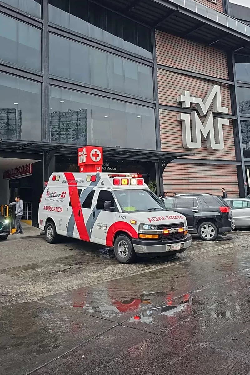 Ambulancia Multicare en sala de urgencias